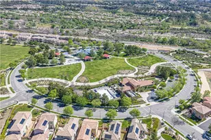 28706 Jardineras Dr, Valencia, CA 91354 - Photo 46