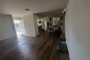 25 Veronica Way, Los Angeles, CA 91345 - Photo 4