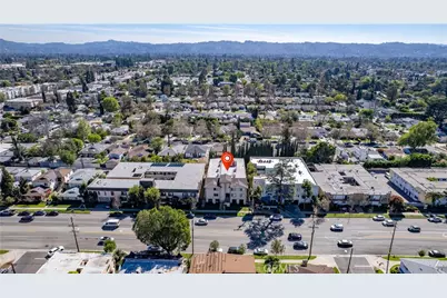 13430 Victory Boulevard, Van Nuys, CA 91401 - Photo 10