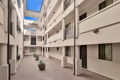 4724 Kester Avenue #404, Sherman Oaks, CA 91403 - Photo 6