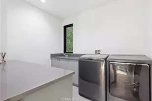 4545 Stern Ave, Sherman Oaks, CA 91423 - Photo 32