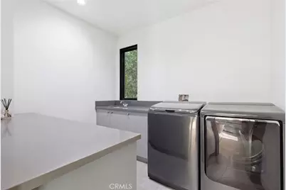 4545 Stern Avenue, Sherman Oaks, CA 91423 - Photo 32