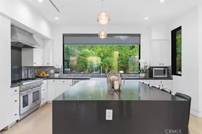 4545 Stern Avenue, Sherman Oaks, CA 91423 - Photo 12