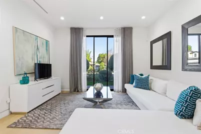 4545 Stern Avenue, Sherman Oaks, CA 91423 - Photo 8