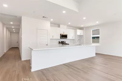 13743 Mesa View Drive, Victorville, CA 92392 - Photo 4