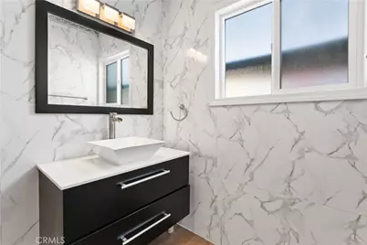 766 N Alexandria, Los Angeles, CA 90029 - Photo 34