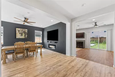 2517 San Madrid Way, Rosamond, CA 93560 - Photo 8