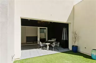 27533 Golden Currant Pl, Valencia, CA 91381 - Photo 42