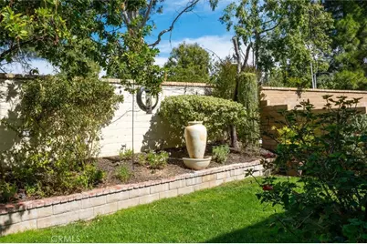 23361 Pike, Valencia, CA 91355 - Photo 14