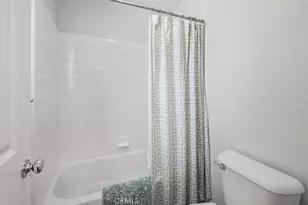 23361 Pike, Valencia, CA 91355 - Photo 26