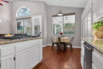 27573 Berkshire Hills Place, Valencia, CA 91354 - Photo 14