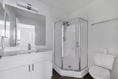 14218 Victory Boulevard, Van Nuys, CA 91401 - Photo 14