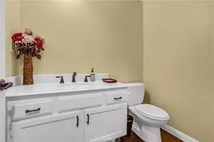 18242 Burbank Blvd, Tarzana, CA 91356 - Photo 8