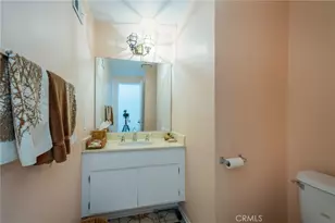 18319 Collins Street, Tarzana, CA 91356 - Photo 18