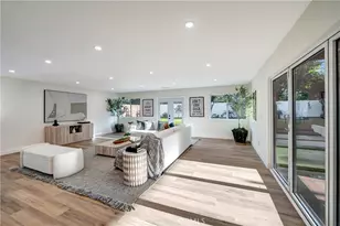 24250 Friar St, Woodland Hills, CA 91367 - Photo 16