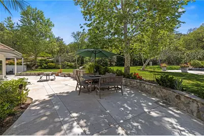 26954 Whitehorse, Canyon Country, CA 91387 - Photo 46