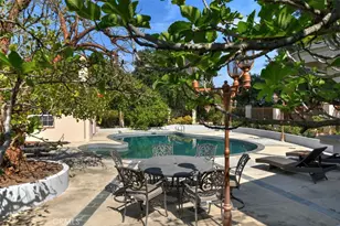 16641 Adlon, Encino, CA 91436 - Photo 40