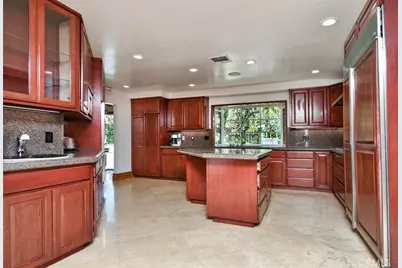 16641 Adlon, Encino, CA 91436 - Photo 14