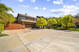 22262 Trinity Pl, Saugus, CA 91390 - Photo 6