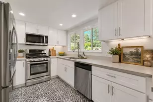 23134 Collins St, Woodland Hills, CA 91367 - Photo 30