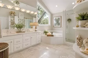 23134 Collins St, Woodland Hills, CA 91367 - Photo 18