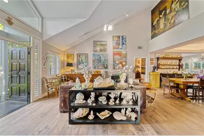 23134 Collins Street, Woodland Hills, CA 91367 - Photo 10