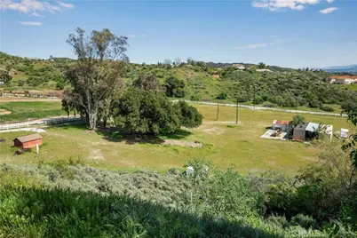 30334 Byfield Road, Castaic, CA 91384 - Photo 44