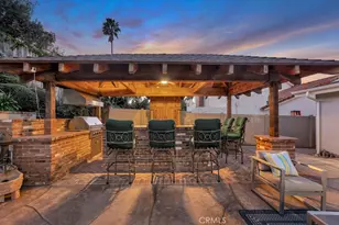 21438 Mulholland, Woodland Hills, CA 91364 - Photo 4