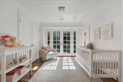 21438 Mulholland, Woodland Hills, CA 91364 - Photo 16