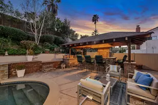 21438 Mulholland, Woodland Hills, CA 91364 - Photo 24