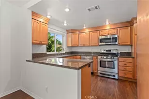 19335 Oak Crossing Rd, Newhall, CA 91321 - Photo 4