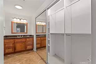 19335 Oak Crossing Rd, Newhall, CA 91321 - Photo 12