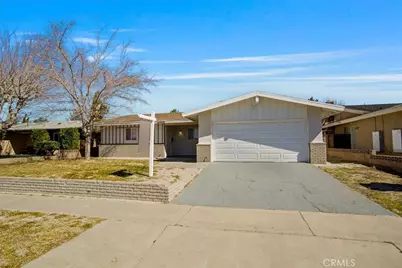 45638 Fig, Lancaster, CA 93534 - Photo 2