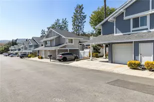 25259 Avenida Dorena, Newhall, CA 91321 - Photo 34