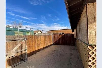 637 E Avenue K4, Lancaster, CA 93535 - Photo 14