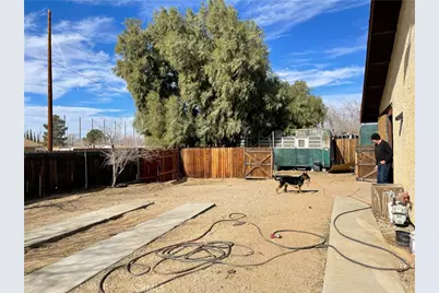 637 E Avenue K4, Lancaster, CA 93535 - Photo 16