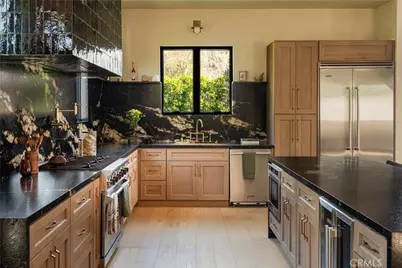 15719 Hartsook Street, Encino, CA 91436 - Photo 8