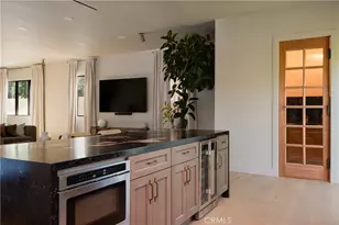 15719 Hartsook St, Encino, CA 91436 - Photo 12