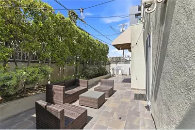 1023 Wilcox Avenue, Los Angeles, CA 90038 - Photo 38