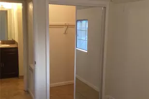 121 Roberts, Bakersfield, CA 93308 - Photo 6