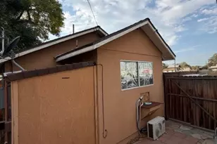 121 Roberts, Bakersfield, CA 93308 - Photo 10