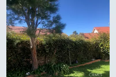 19736 Crystal Hills Ln, Porter Ranch, CA 91326 - Photo 4