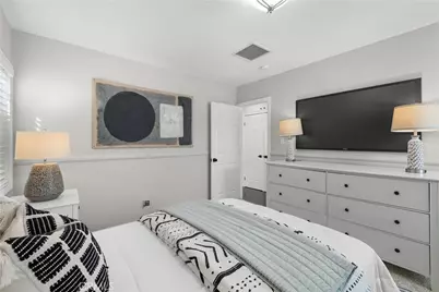 6737 Jellico, Lake Balboa, CA 91406 - Photo 14