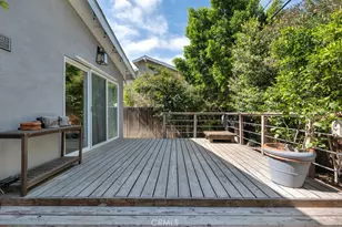 22117 Ybarra, Woodland Hills, CA 91364 - Photo 40