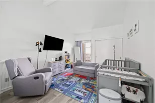 18122 Flynn Dr, Canyon Country, CA 91387 - Photo 14