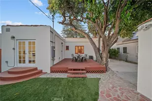 11048 Blix, West Toluca Lake, CA 91602 - Photo 24
