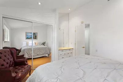 19204 Avenue Of The Oaks, Newhall, CA 91321 - Photo 20