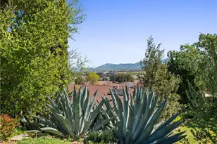 19401 Oak Crossing, Newhall, CA 91321 - Photo 42