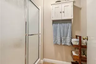 19401 Oak Crossing, Newhall, CA 91321 - Photo 20