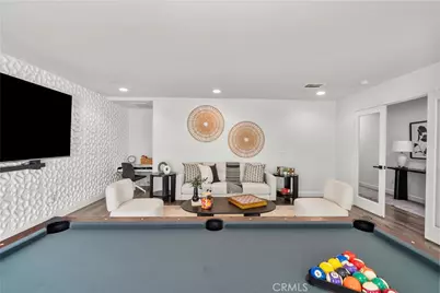 22157 Barrington, Saugus, CA 91350 - Photo 8